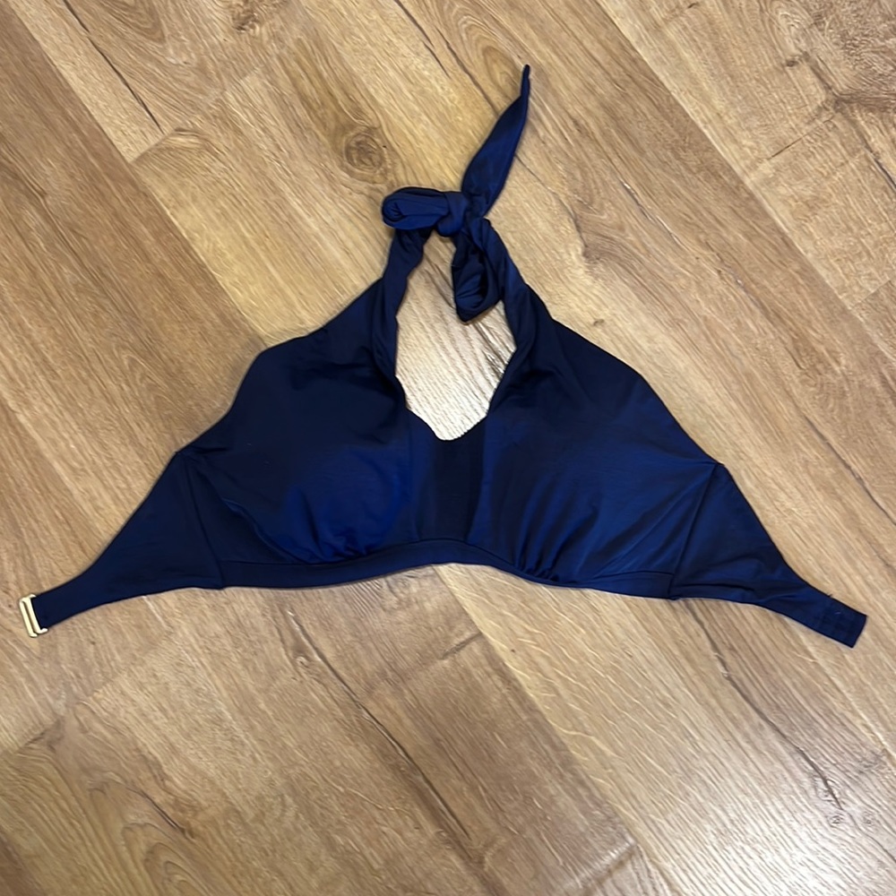 Athleta Luxe Molded Cup Bra Size Bikini Top in Navy Size 34D/DD